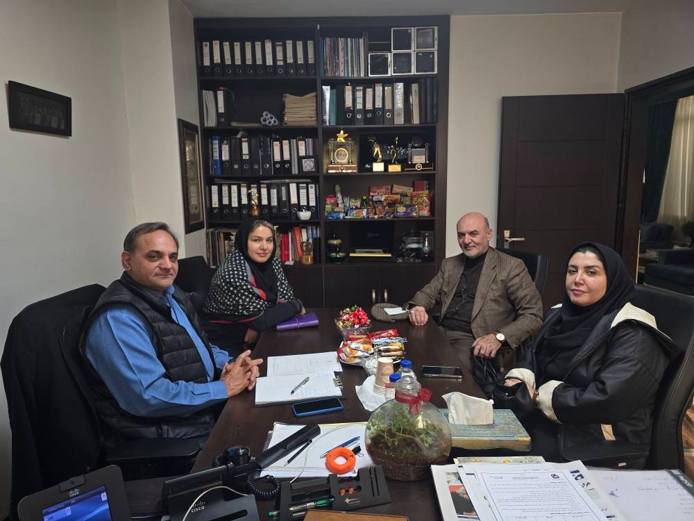 نشست تخصصی مدیریت سمن‌ها و خیرین و مسئولیت اجتماعی دانشگاه علوم پزشکی ایران با دبیرکل خانه صنعت، معدن و تجارت ایران